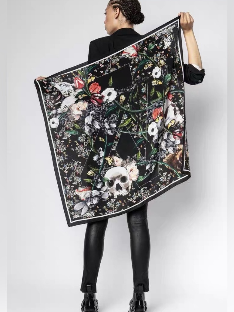 Zadig&Voltaire Lotty Vanite Graphic-Print Silk Scarf